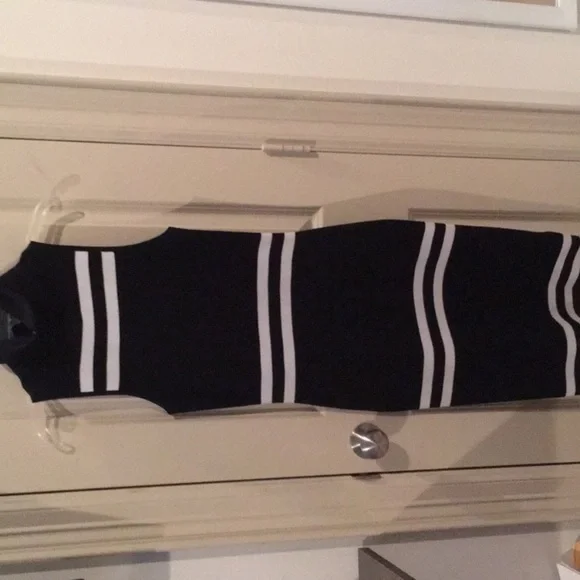 C/meo Pyramids black white Stripe Midi Dress sz Small revolve - Picture 4 of 8